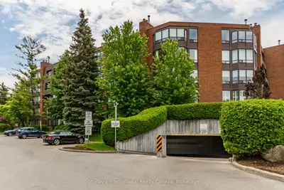 245 The Donway W 509, Toronto, On M3b 3m2