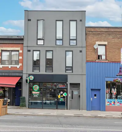 Upper Level in Toronto