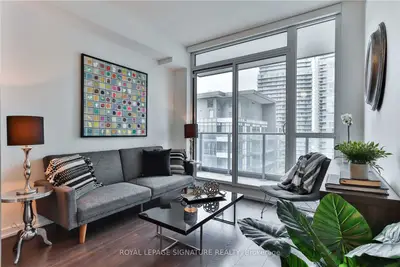 Condo Apartment in Toronto