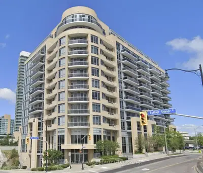 Condo Apartment in Toronto