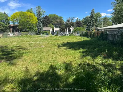 20 Legato Court, Toronto, On M3b 1l7