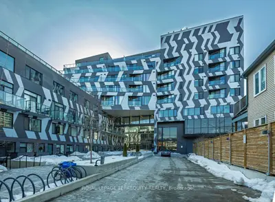 Common Element Condo in Toronto