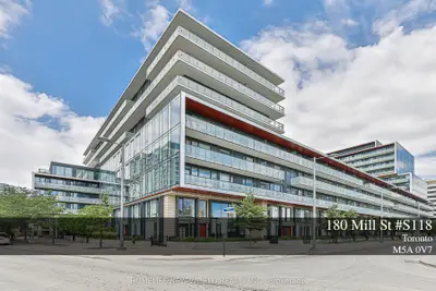 Condo Townhouse in Toronto