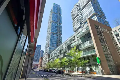 30 Nelson Street 408, Toronto, On M5v 0h5