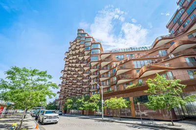 Condo Apartment in Toronto
