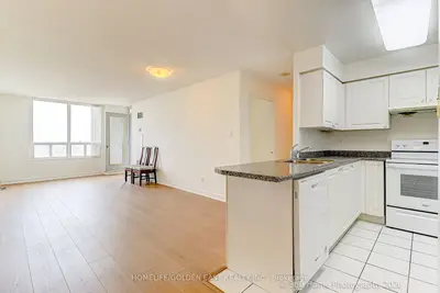 Condo Apartment in Toronto