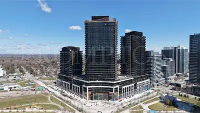 Condo Apartment in Toronto