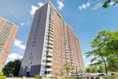 Condo Apartment in Toronto