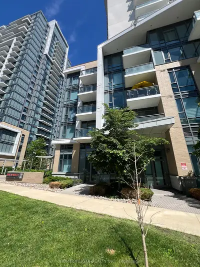 Condo Apartment in Toronto