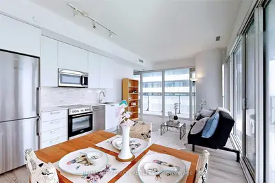 Condo Apartment in Toronto