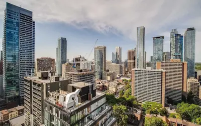 Condo Apartment in Toronto