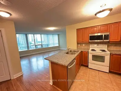 Condo Apartment in Toronto