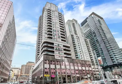 Condo Apartment in Toronto