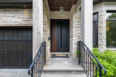 47 Bevdale Road, Toronto, On M2r 1l8