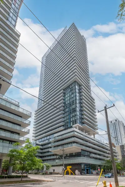 Condo Apartment in Toronto