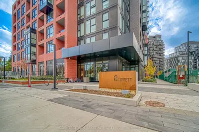 Condo Apartment in Toronto