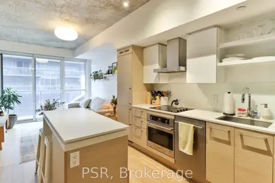 Condo Apartment in Toronto