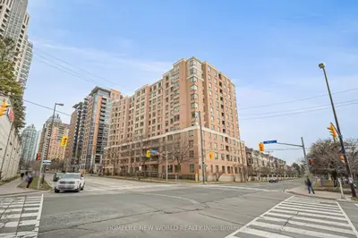Condo Apartment in Toronto