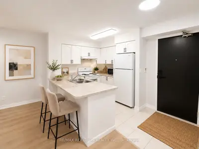Condo Apartment in Toronto