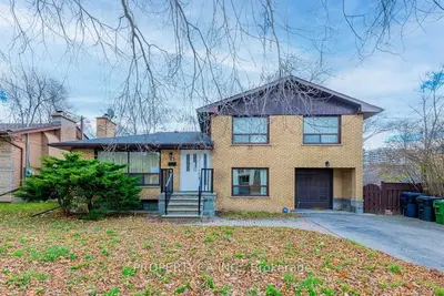 Detached in Toronto