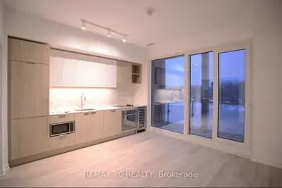 Condo Apartment in Toronto