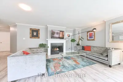 Condo Apartment in Toronto