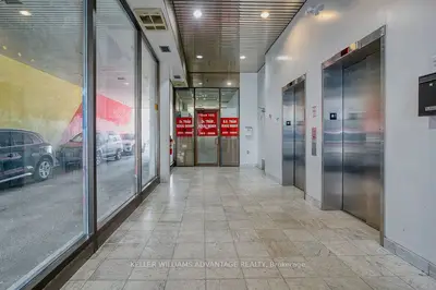302 Spadina Avenue 103, Toronto, On M5t 2e7