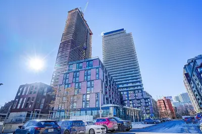 Condo Apartment in Toronto