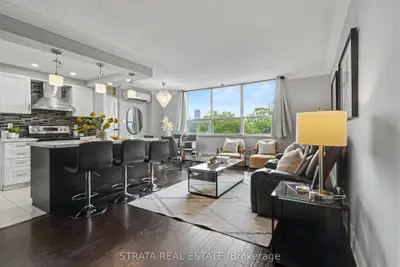 Condo Apartment in Toronto