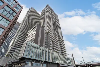 Condo Apartment in Toronto