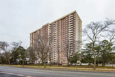 Condo Apartment in Toronto