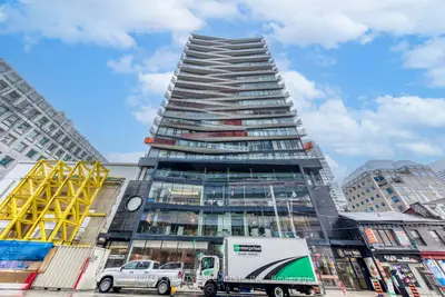 Condo Apartment in Toronto