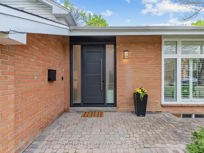 27 Silkwood Crescent, Toronto, On M2j 1h1
