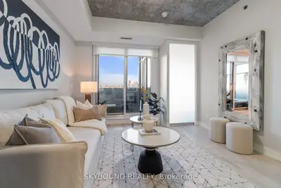 Condo Apartment in Toronto