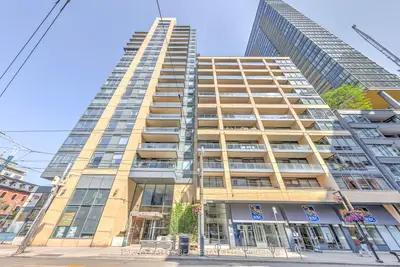 Condo Apartment in Toronto