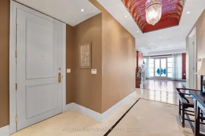 33 Delisle Avenue 1004, Toronto, On M4v 3c7