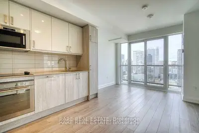 Condo Apartment in Toronto