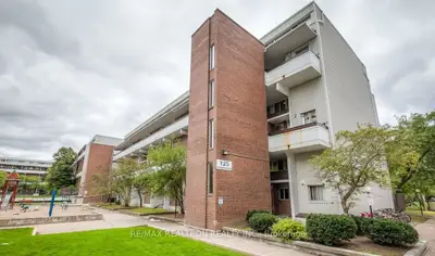 Condo Townhouse in Toronto