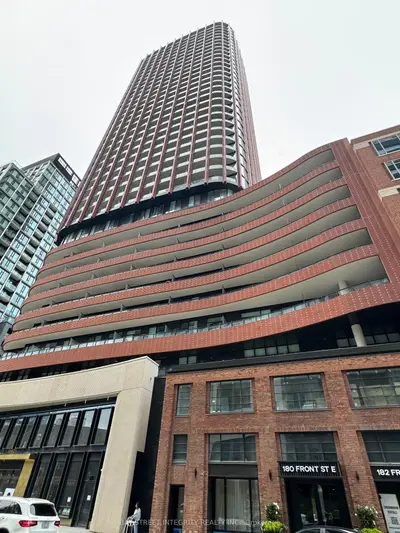 Condo Apartment in Toronto