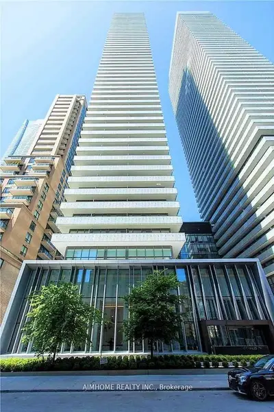 Condo Apartment in Toronto