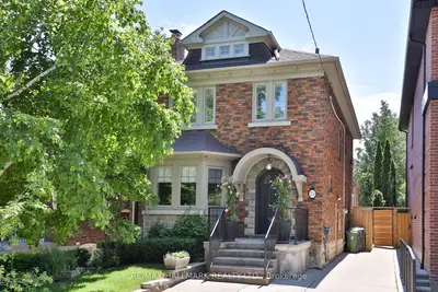 Detached in Toronto