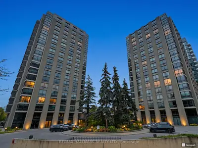 Condo Apartment in Toronto