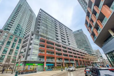 Condo Apartment in Toronto