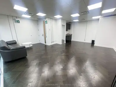 117 Peter Street 308, Toronto, On M5v 0m3