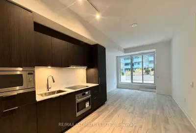8 Olympic Garden Drive N S301, Toronto, On M2m 0b9