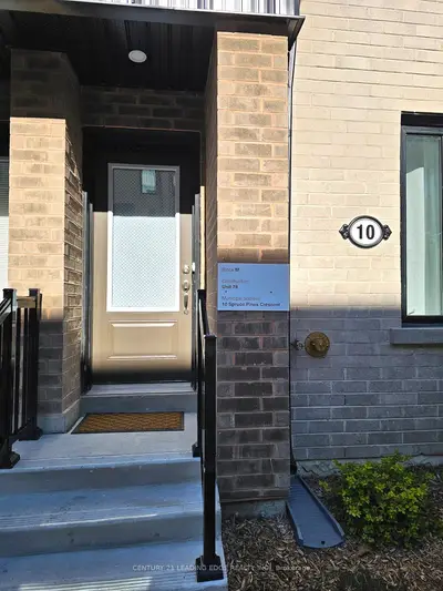 10 Spruce Pines Crescent Room 1, Toronto, On M4a 1c5