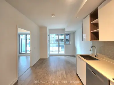 Condo Apartment in Toronto
