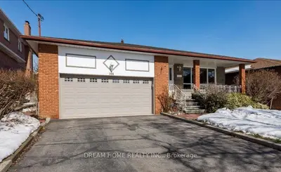 Detached in Toronto