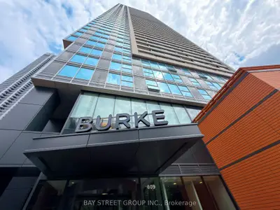 609 Sherbourne Street 1211, Toronto, On M4x 0a4