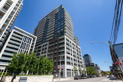 Condo Apartment in Toronto